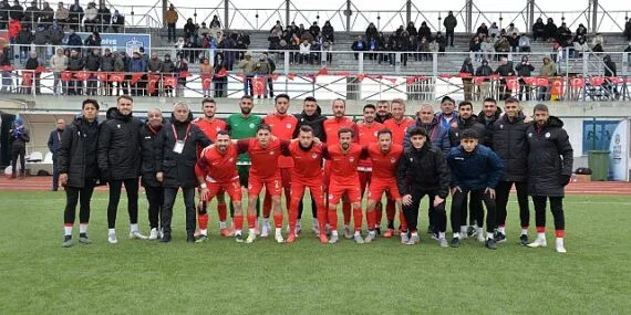 İlk devrenin lideri Kahramankazan Belediyespor