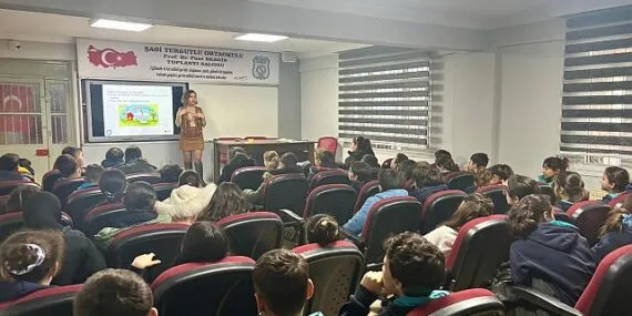 Manisa Büyükşehir Belediyesi Çocuklarda Çevre Bilincini Artırıyor