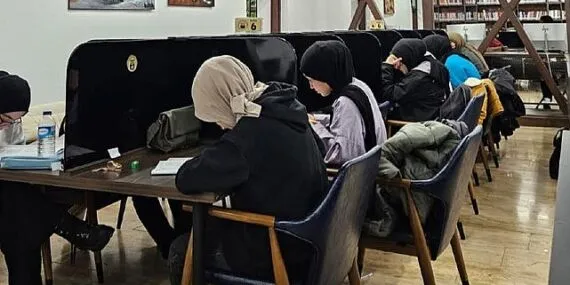 Öğrenciler Tyt Simülasyonunda Ter Döktü