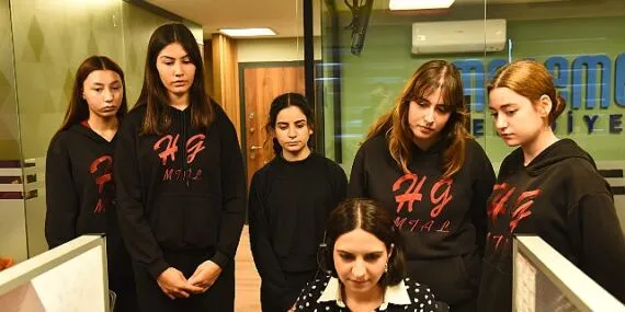 Pehlivan: Evlatlarımızı geleceğe güvenle hazırlıyoruz