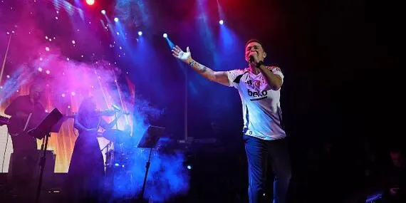 Adana Beşiktaşlılar Derneği'nin 30. Yıl Balosu Şahane Bir Geceye İmza Attı