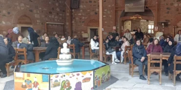 Akhisarlı Kafile Manisa’yı Adım Adım Gezdi