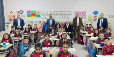 Bayburt Milli Eğitim Müdürü Rahmi Güney'den Cumhuriyet İlkokulu'na Ziyaret