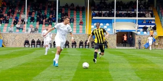 Bayburt Özel İdarespor, Alanya Deplasmanında Puan Kaybetti: İlk Yarıyı 9. Sırada Tamamladı