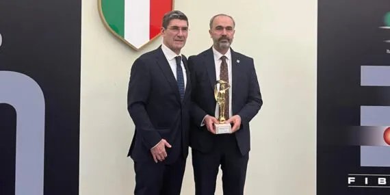 Bayburt Üniversitesi Rektörü Prof. Dr. Mutlu Türkmen’e İtalya’da Uluslararası Kişilik Ödülü