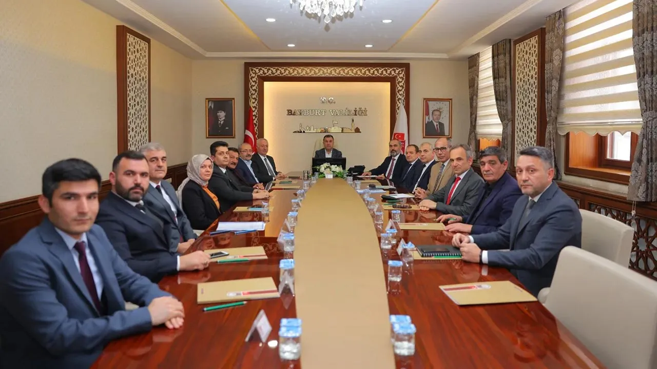 Bayburt'un Ekonomik Geleceği Masada: Yatırımlar ve Potansiyel Değerlendirildi