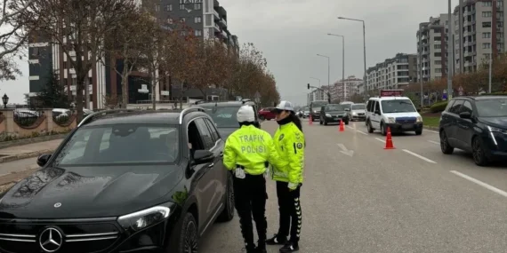 Bursa'da bir haftada 10 bine yakın araca idari para cezası