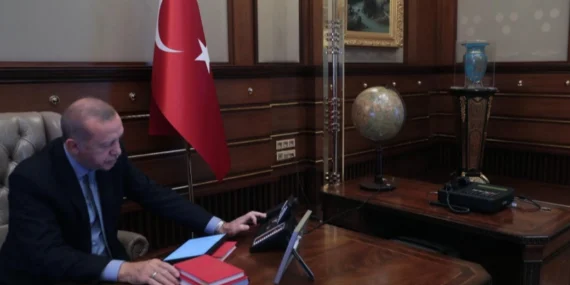 Cumhurbaşkanı Erdoğan’dan Bahçeli ile Özel’e yeni yıl tebriği