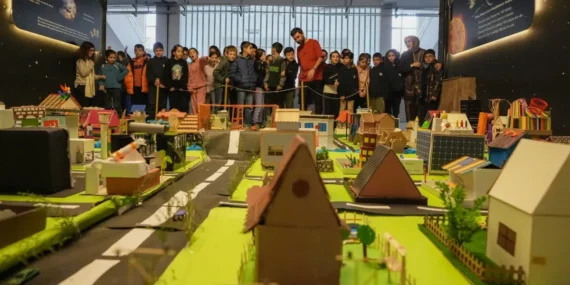 Diyarbakırlı çocuklar hayallerindeki şehri tasarladı