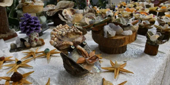 “Yağlı Boya ve El Sanatları Sergisi” kapılarını açtı