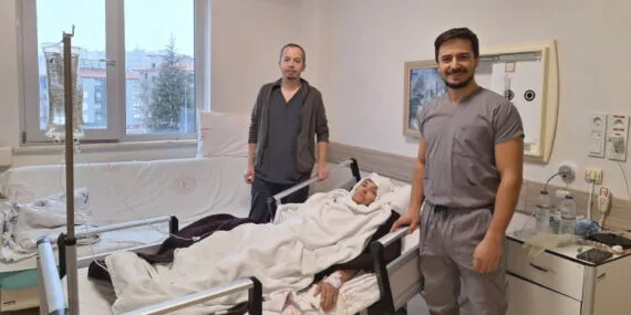 Antalya Elmalı'da bir ilk! Kapalı yöntemle kolon kanseri ameliyatı yapıldı!