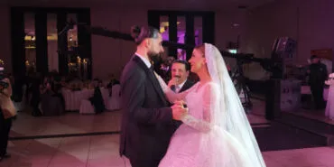 Latif Doğan Almanya'da düğünde sahne aldı