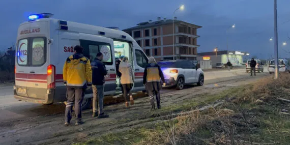 Düzce'de direksiyon hakimiyeti kaybetti! 1 yaralı