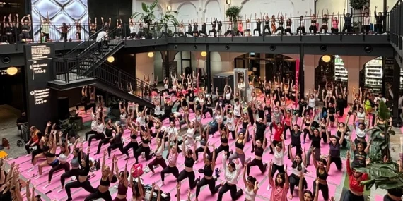 İstanbul'da 'Rıhtımda Yoga' kış sezonunda da devam edecek
