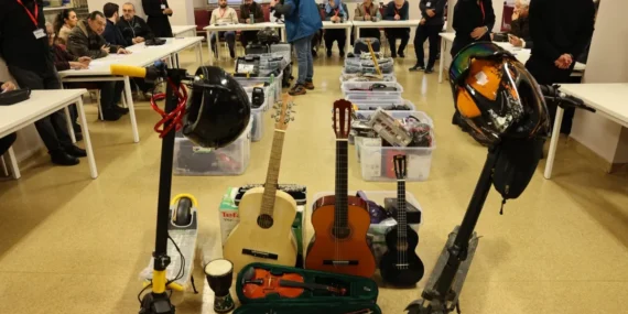 İstanbul'da unutulan eşyalar açık artırmaya çıktı! Elektrikli skuterlar rağbet gördü