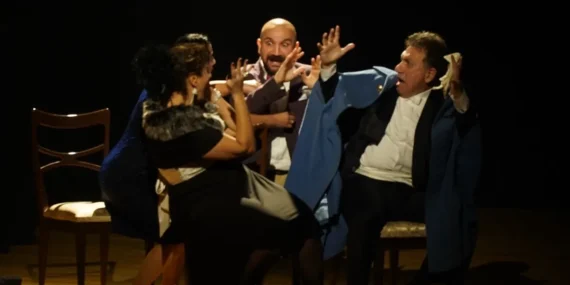 İzmir'de Mahalle Tiyatroları perdesini 6. kez açtı