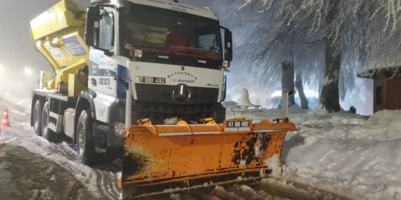 Kar Timleri’nden yılbaşı mesaisi