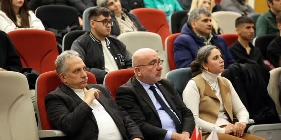 Kayseri Talas bilimi önceliyor
