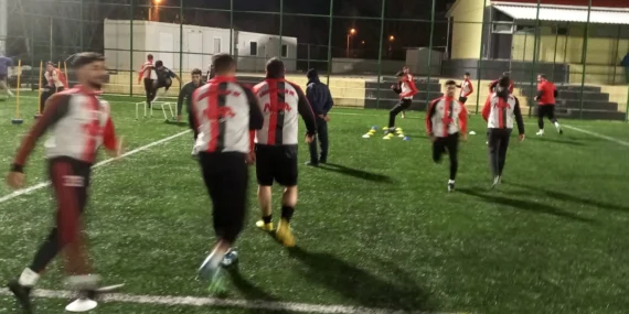 Keşan Anafartalarspor lideri ağırlayacak