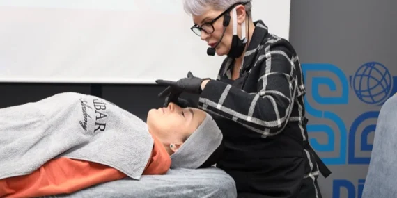 Kocaeli Büyükşehir'den kuaförlere workshop eğitimi