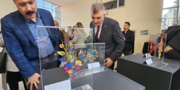Kocaeli'de akademisyenlerden karma sergi