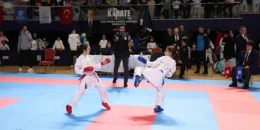 Kocaeli'de karate resitali yaşandı