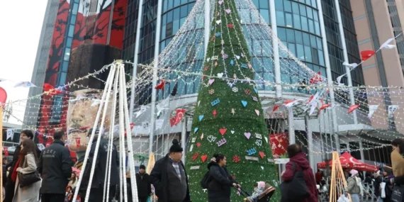 Kocaeli'de yeni yıl coşkusu tüm hızıyla devam ediyor