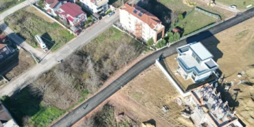 Kocaeli İzmit'te asfalt mesaisi