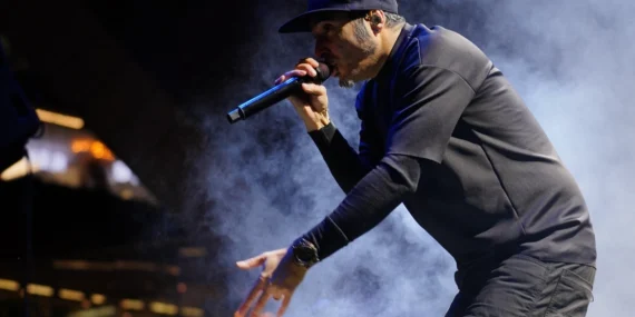 MaNga’nın 20. Yıl Kutlamasında Artırılmış Gerçeklik Teknolojisi İzleyicileri Büyüledi!