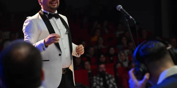 Manisa’da “Umut Veren Türküler” yankılandı