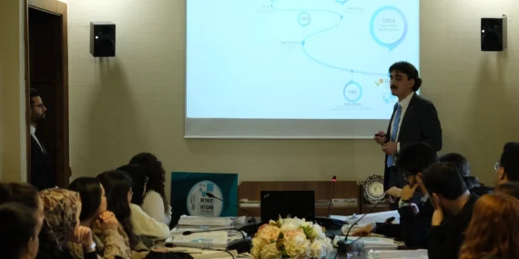 Öğrenciler “Diplomasi360” İstanbul’da çeşitli kurumları ziyaret etti