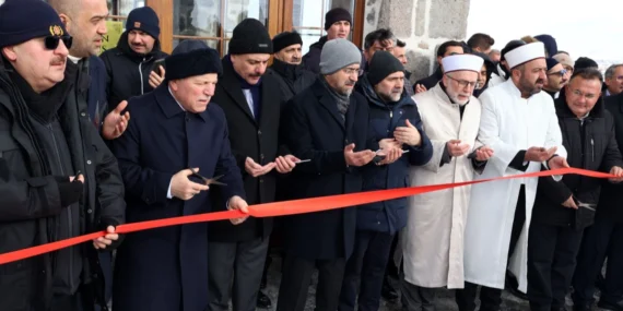 Pir Ali Baba Türbesi hizmete açıldı