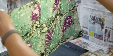 Renklere can katan eller: Kültürün aynası Ebru sanatı bu çatı