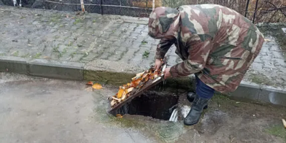 Manisa'da MASKİ ekipleri şiddeli yağışa karşı sahada