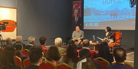 'Bursa Bellek- Kent Söyleşileri'nde ilk konuk Ezel Akay haberi