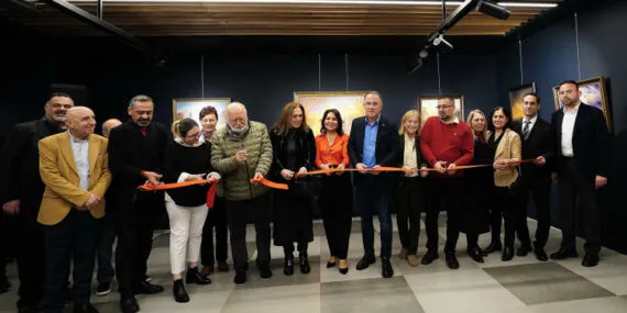 'Renklerin Senfonisi' İstanbul Beylikdüzü'nde haberi