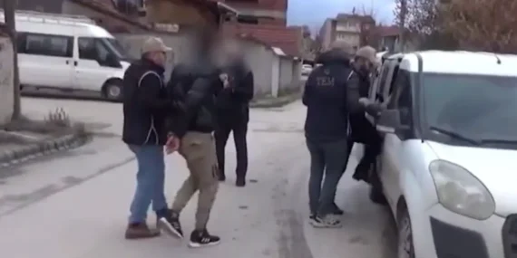 43 ilde 'Gürz' operasyonu: 240 gözaltı! haberi