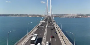 570 milyon araç otoyollardan geçti haberi
