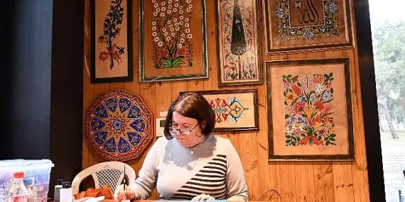 6 asırlık sanat LYSA'da yaşatılıyor