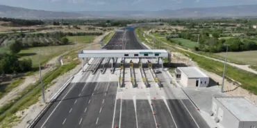 6 şeritli Aydın-Denizli Otoyolu yarın açılıyor... 163 km'lik yol 55 dakikada geçilecek haberi