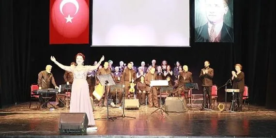 65 yaş üstü korodan nostalji dolu gece haberi