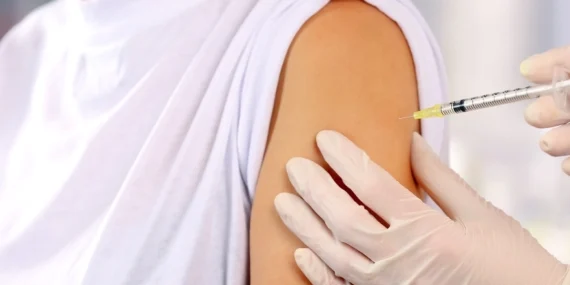 Ankara'da bin 800 kadın aşılandı haberi