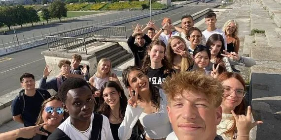 Antalyalı gençler barış için Almanya'ya gidiyor haberi