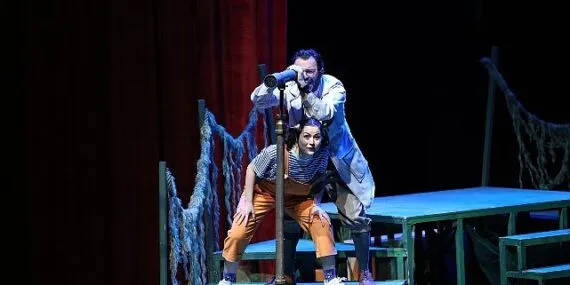 Bakırköylü öğrenciler sömestirde tiyatroya doydu haberi