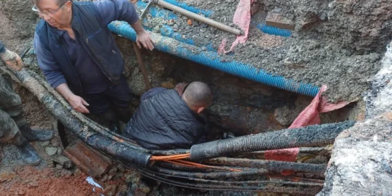 Balıkesir Ayvalık'ta BASKİ'den zorlu koşullarda hizmet haberi