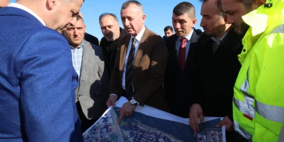 Başkan Büyükakın, Gebze'deki yol çalışmalarını inceledi haberi