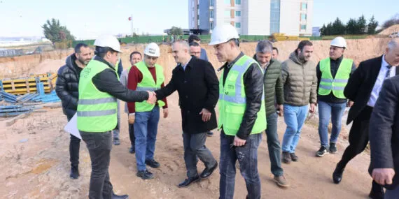 Başkan Çiftçi, spor lisesi inşaatını inceledi haberi