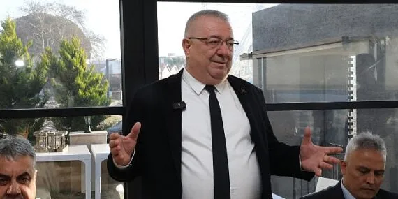 Başkan Ertaş’tan gazetecilerle bir araya geldi haberi