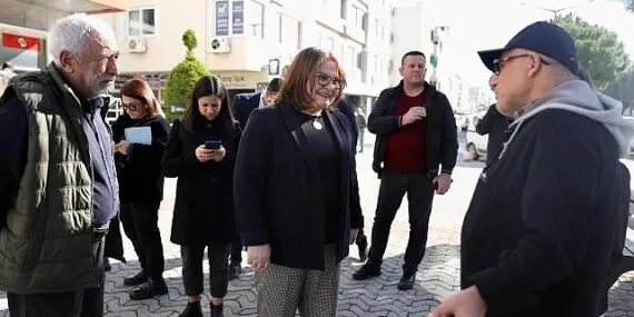 Başkan Gençay, Atatürk Bulvarı Esnafı ile Bir Araya Geldi haberi