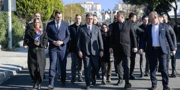Başkan Tugay, Buca’da asfalt çalışmalarını inceledi yeni alanlar için talimat verdi haberi